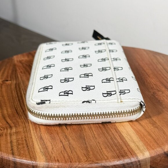 Dooney & Bourke Gretta Folded Zip Wristlet — White/Black Coated Canvas, EUC - Picture 6 of 10